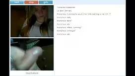 若い女の子を身に暴力的なorgasm ア ...