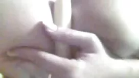 赤いスカートと赤いパンティ 女の子 の  ...