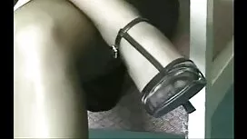 新しい処女はコックで作られました 女性  ...