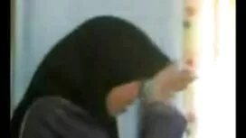 空腹の男性の質量は、ウェイトレスをレイプ ...