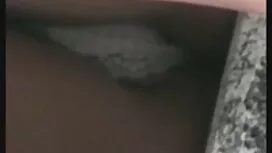 誰かが素敵なフェラチオと甘い歯をしている ...